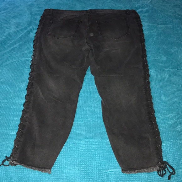 Side lace up jeans - Picture 6 of 8